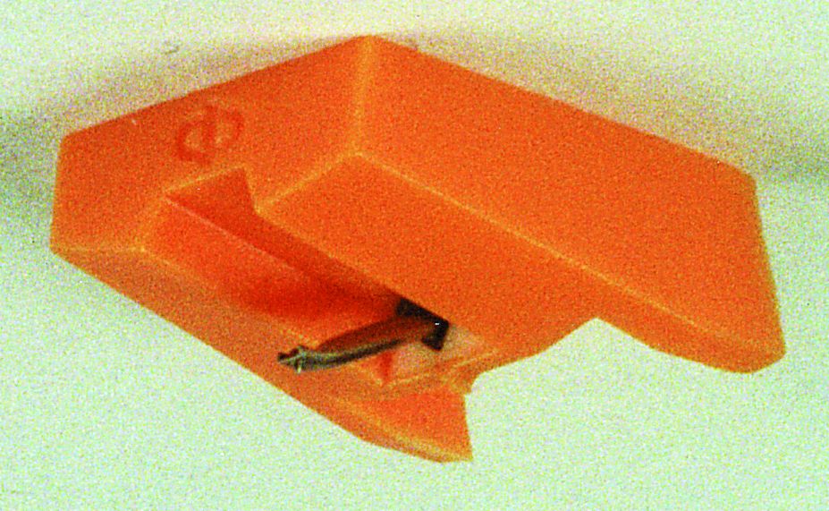 Omnitronic S-10, přenoskový hrot