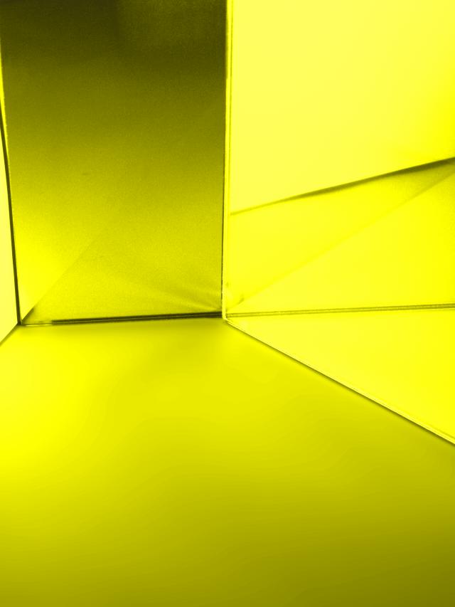 Dichro-filtr, 205x200x3mm, světle žlutý